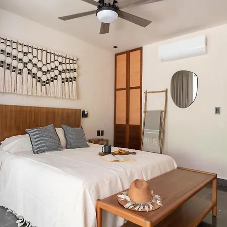 Luxury Lock-Off Humana With Free Bikes & Amenities Apartment